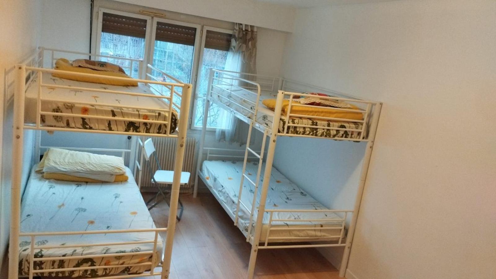 Hostel Tony House Bondy Zewnętrze zdjęcie