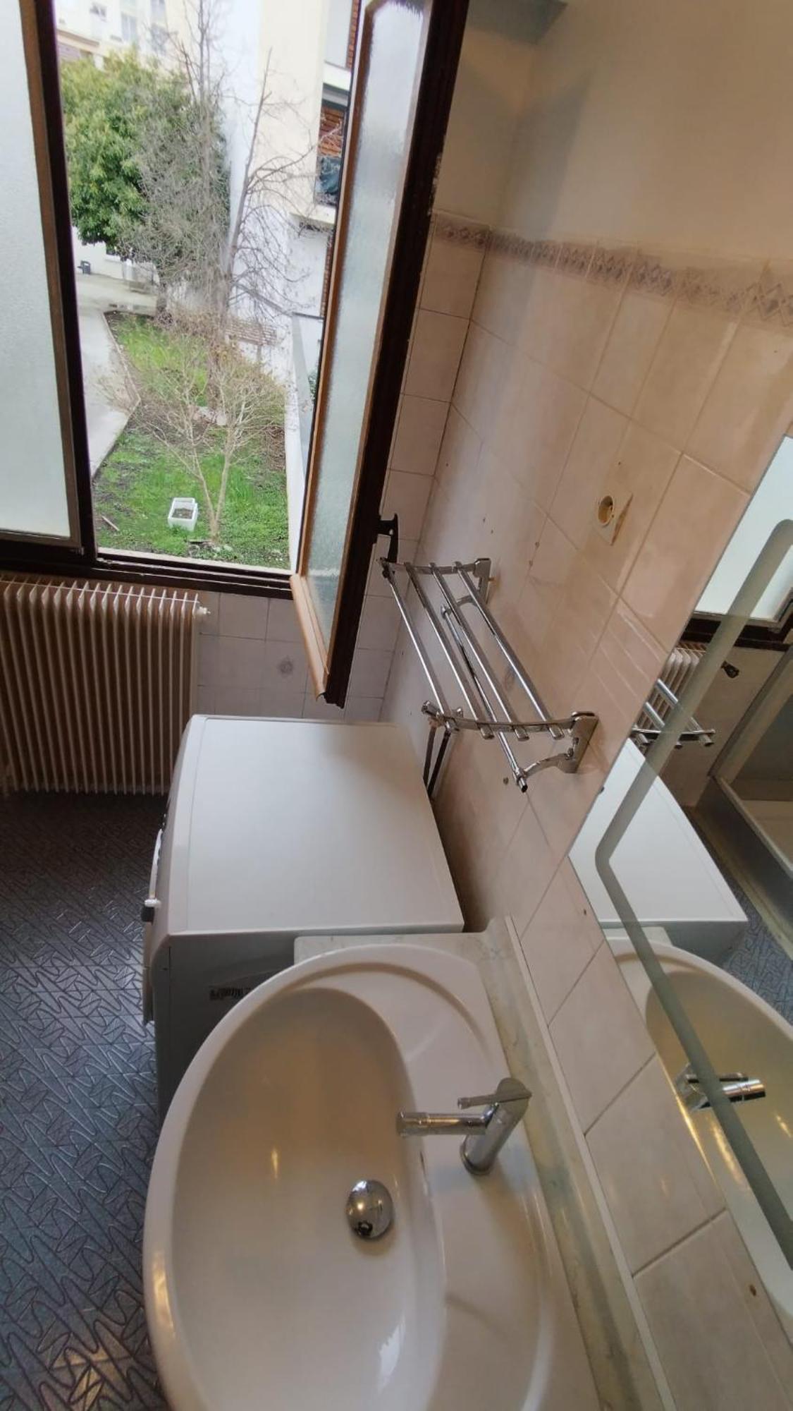 Hostel Tony House Bondy Zewnętrze zdjęcie